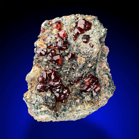 Hessonite-Bellecombe | Châtillon | Aosta Valley | Italy
